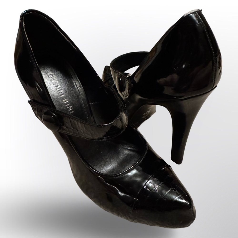 Gianni Bini Black Stiletto Heels Classic Pumps